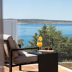 Exclusive Calma Ii - Heated Pool, Sea View *