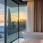 Exclusive Calma Ii - Heated Pool, Sea View * Starigrad Paklenica