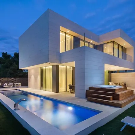 Exclusive Calma Ii - Heated Pool, Sea View Villa Starigrad Paklenica