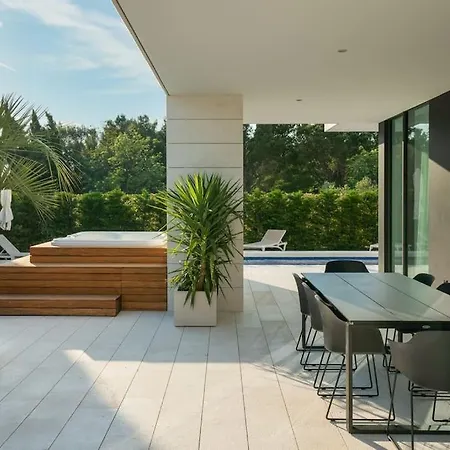 Villa Exclusive Calma Ii - Heated Pool, Sea View Starigrad Paklenica