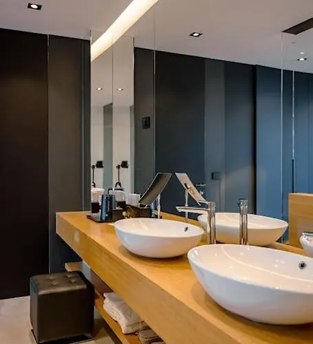 빌라 Exclusive Calma Ii - Heated Pool, Sea View 스타리그라드 파클레니차